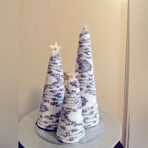 Holiday decor set of 3 yarn tree